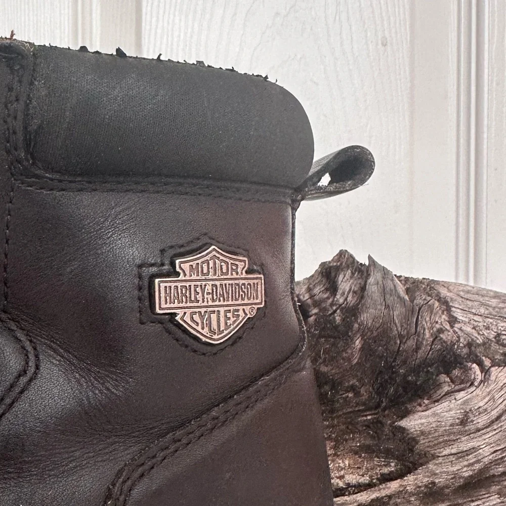 HARLEY-DAVIDSON ~ Men's Rugged Lace Up Black Boots w/Silver Monogrammed Hardware